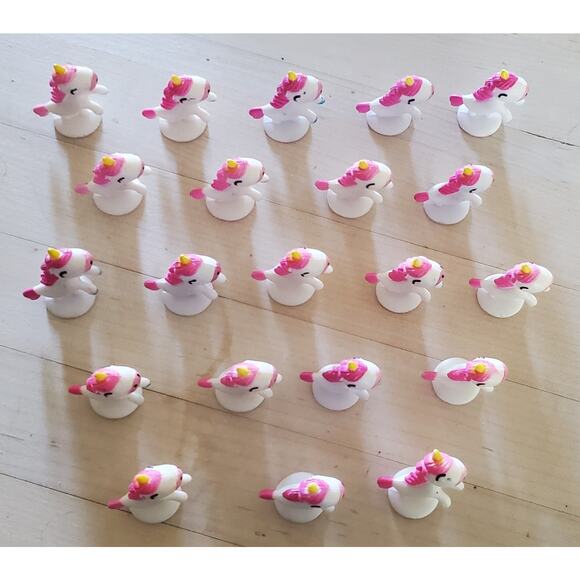 Unicorn Cake Toppers Party Favors Mini Figures Lot of 21 Plastic Toys 1.5 Inch - Picture 2 of 3